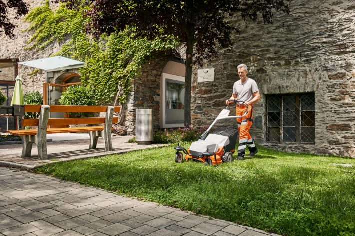 TONDEUSE À BATTERIE - STIHL - RMA 765V - SYST. AP – Image 4