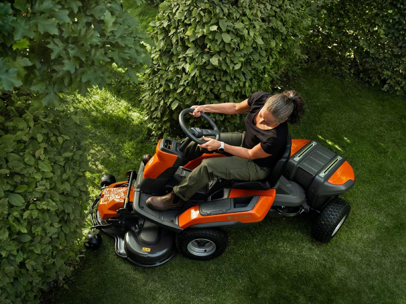 Husqvarna Akku-Frontmäher R 200iX AWD - Grundgerät ohne Mähdeck – Bild 5
