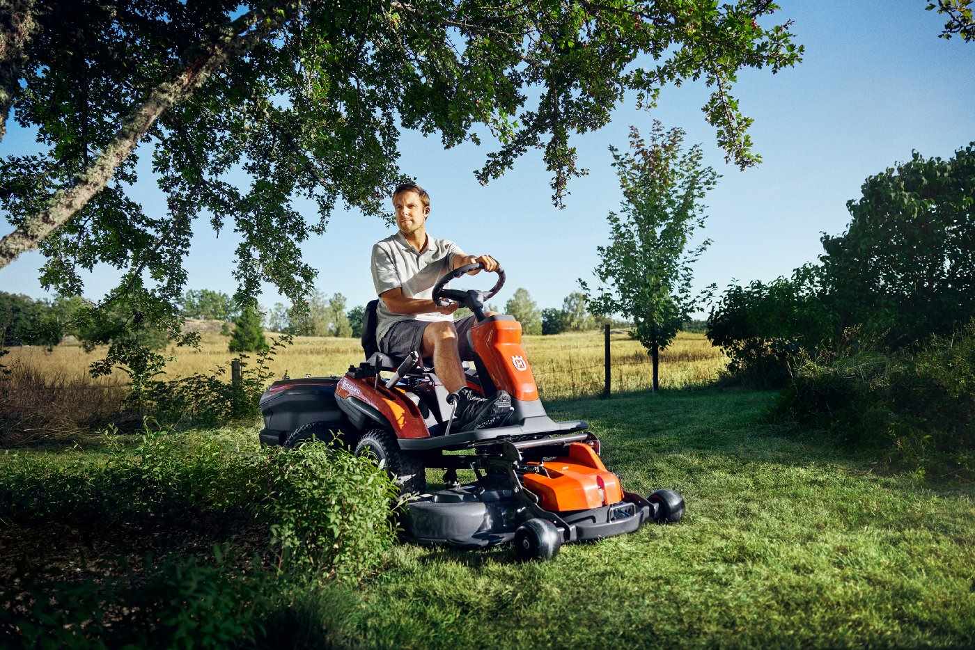 Husqvarna Akku-Frontmäher R 200iX AWD Dualbatterie - Grundgerät ohne Mähwerk – Bild 15
